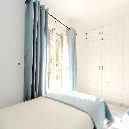 Lovely 2 Bedroom Townhouse In Fuentesol, Apartment Nerja